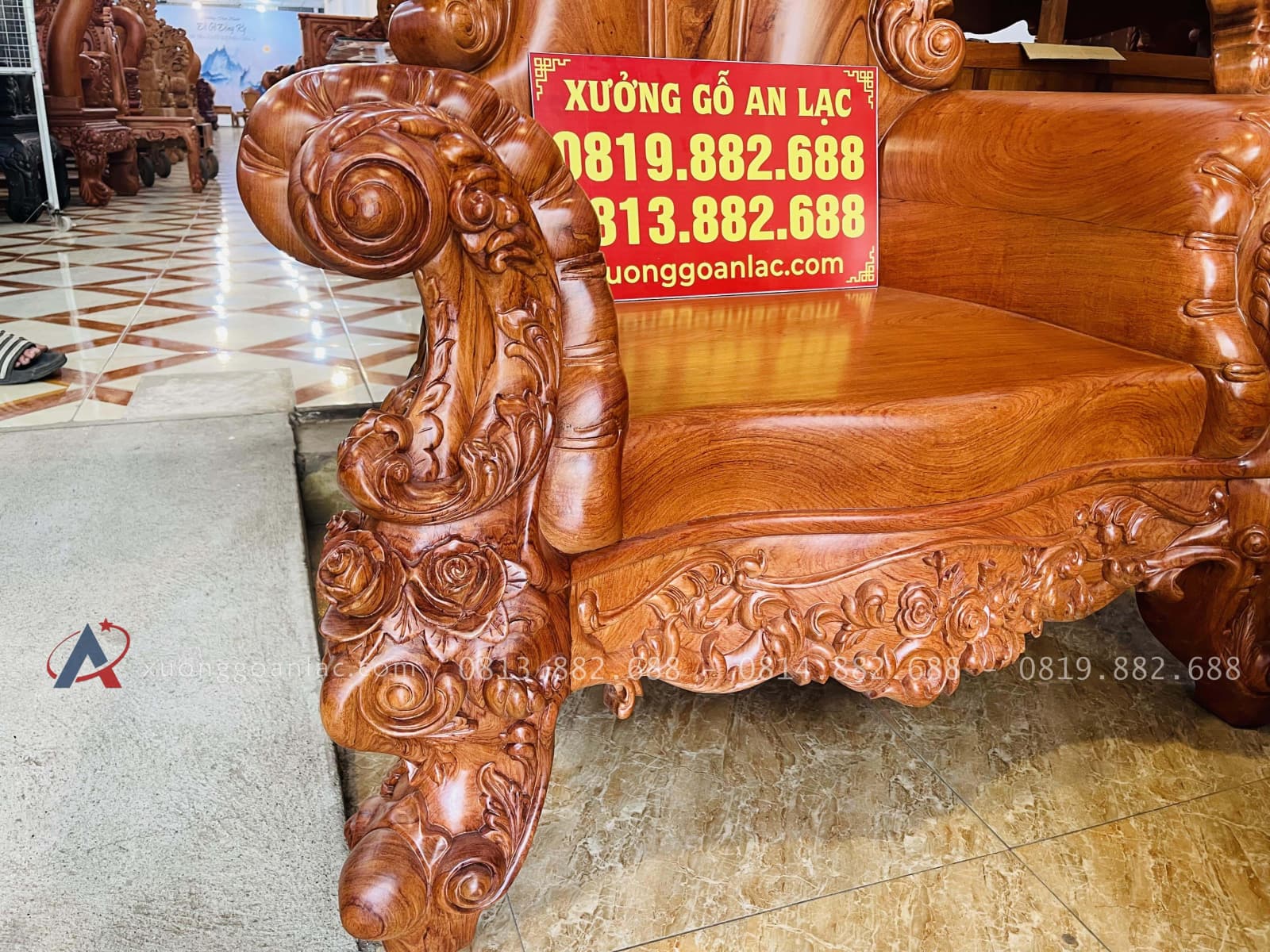 Mẫu bàn ghế hoàng gia nguyên khối 10 món gỗ hương đá (Chú Sang,Lộc Ninh) 58 chân ghế liền khối dày 20p