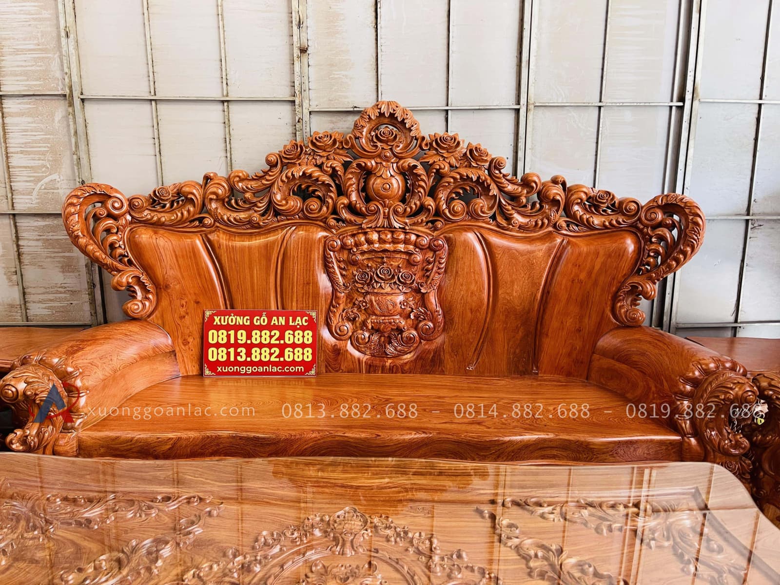 Mẫu bàn ghế hoàng gia nguyên khối 10 món gỗ hương đá (Chú Sang,Lộc Ninh) 41 bàn ghế louis hoàng gia gỗ hương đá nguyên khối