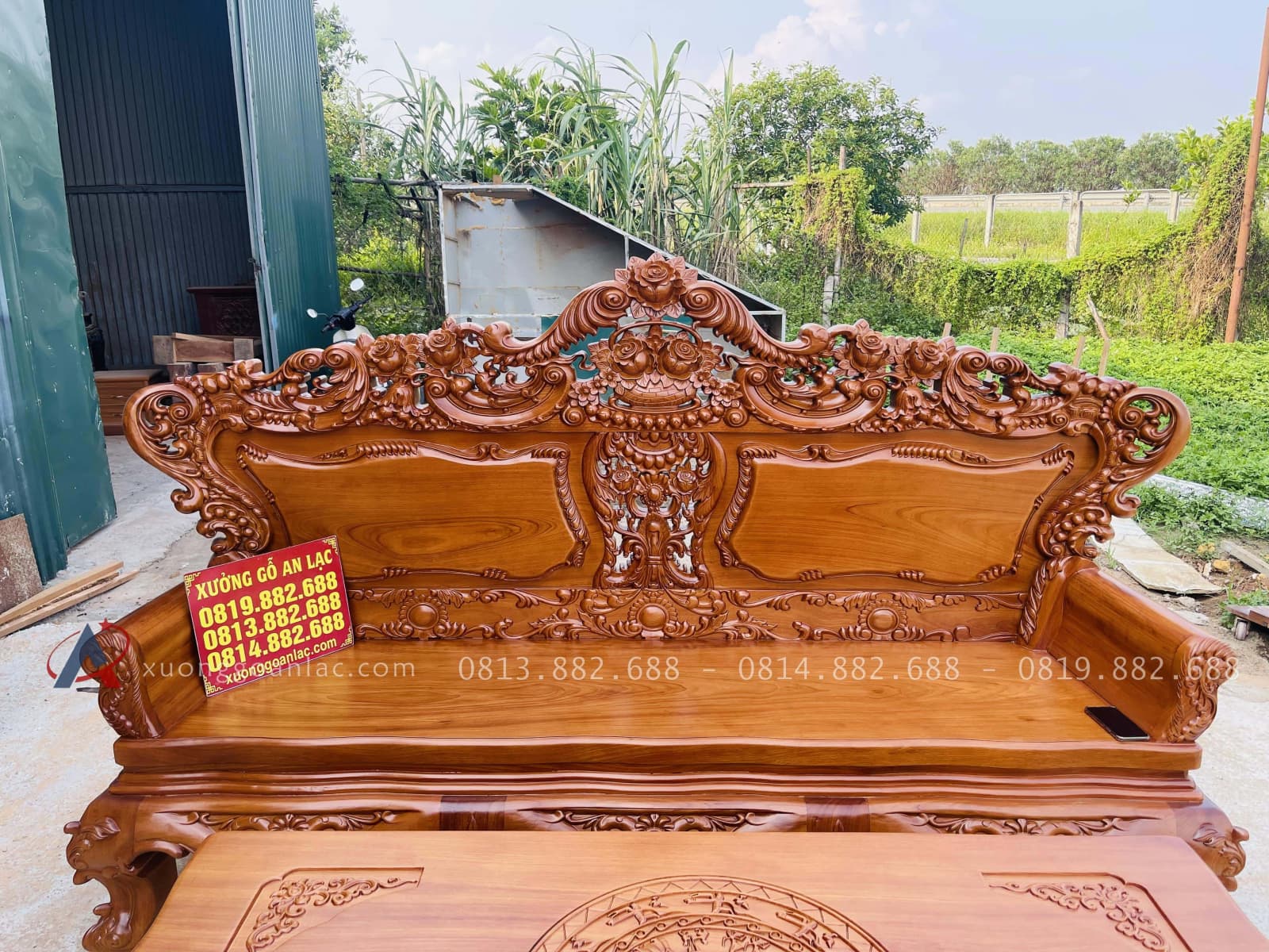 Bộ bàn ghế louis hoàng gia nguyên khối 6 món gỗ gõ đỏ của Chú Minh , Quy Nhơn 37 đoản dài louis hoàng gia tân cổ điển