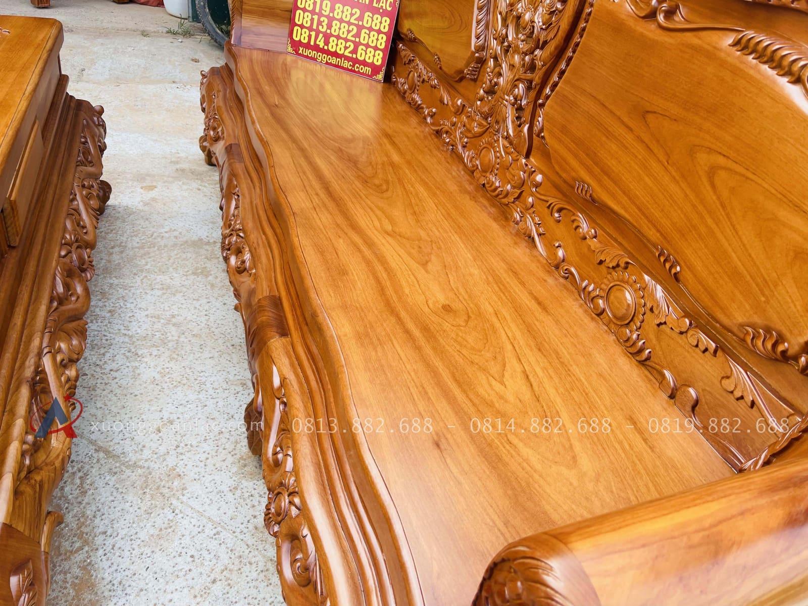 Bộ bàn ghế louis hoàng gia nguyên khối 6 món gỗ gõ đỏ của Chú Minh , Quy Nhơn 41 mặt đoản nguyên khối dày 6p