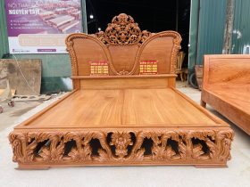 siêu phẩm giường ngủ hoàng gia nguyên khối gỗ gõ đỏ