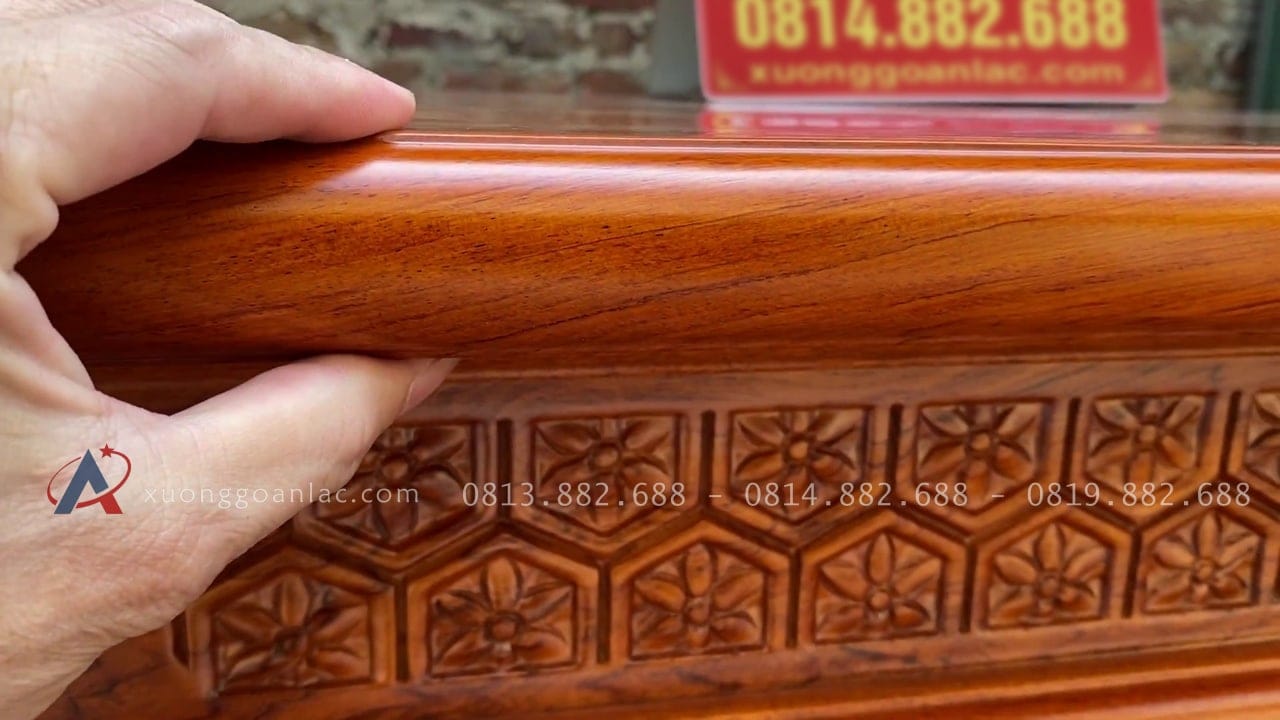 Bộ án gian thờ mẫu Triện Sen 2m17 (Thanh Hóa) 20 mặt khung tranh liền 1 lá