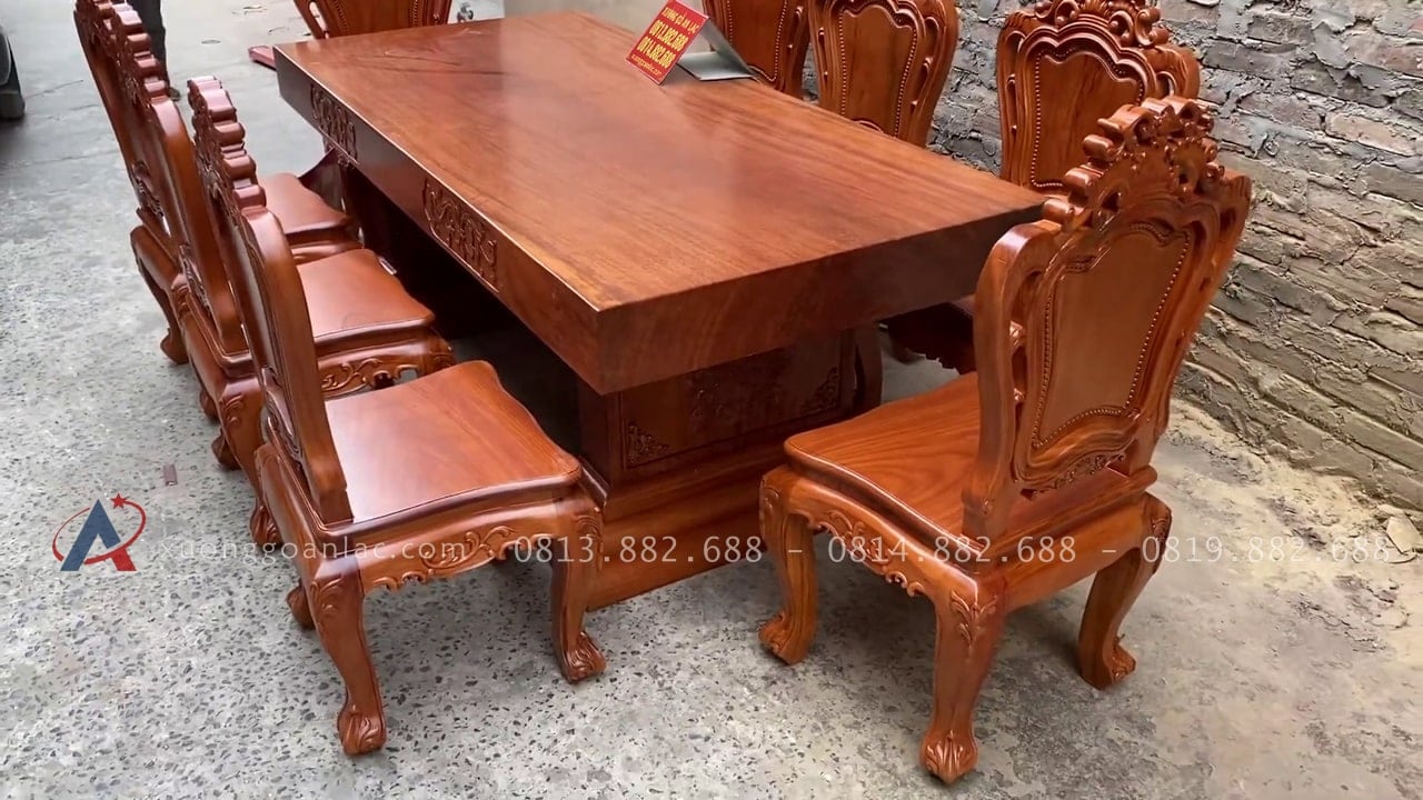 Bộ bàn ăn nguyên khối 8 ghế louis hoàng gia gỗ gõ đỏ (Anh Tiến, Gia Lâm) 17 Mẫu bàn ăn gỗ gõ đỏ cao cấp