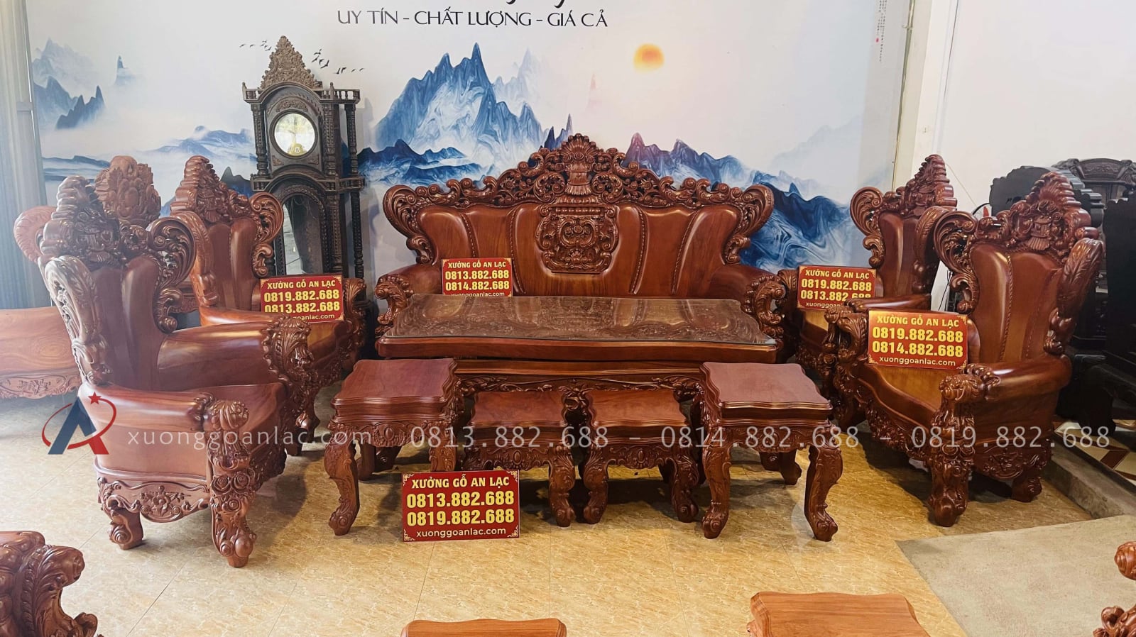 Bàn ghế hoàng gia nguyên khối 10 món gỗ gõ đỏ hàng vip (Anh Kiệt, Thanh Hoá ) 32 bàn ghế hoàng gia nguyên khối 10 món gỗ gõ đỏ hàng vip