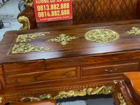 mẫu bàn trà phong cách hoàng gia