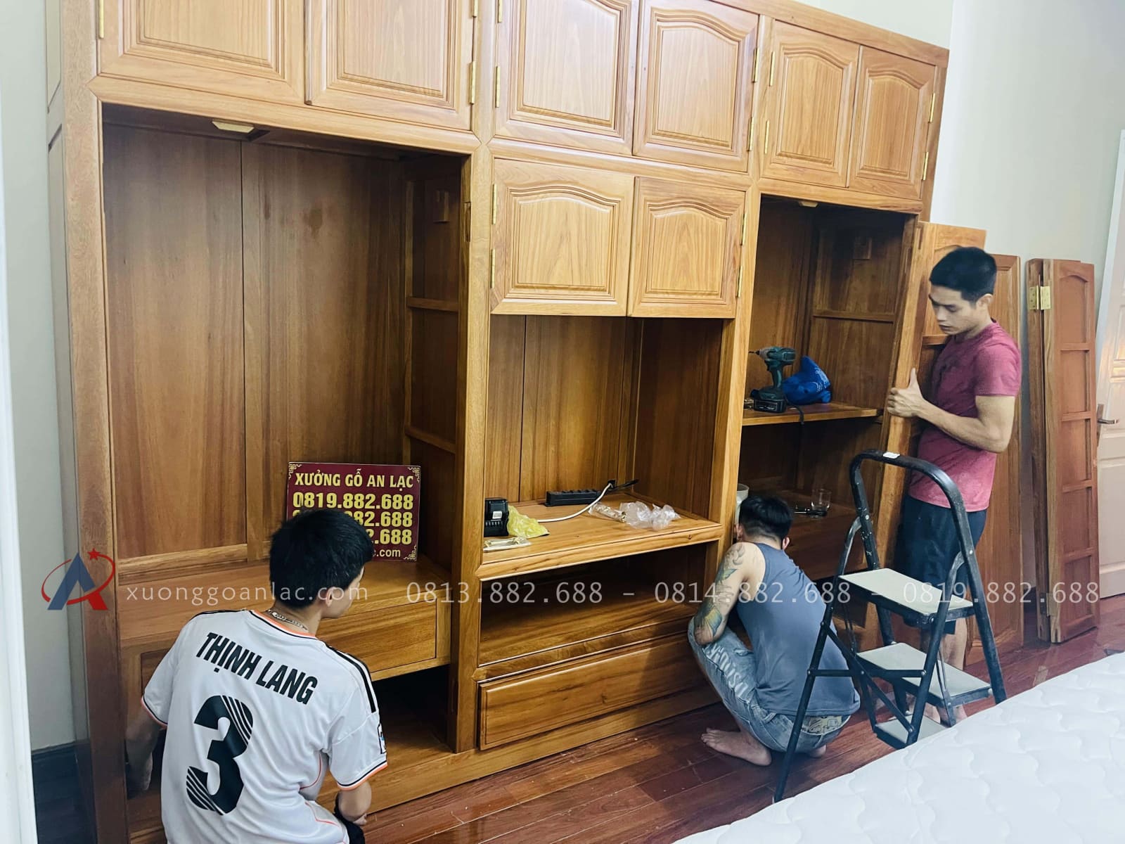 Bàn giao combo giường trơn và tủ quần áo gỗ gõ đỏ 52 Mẫu tủ quần áo hiện đại
