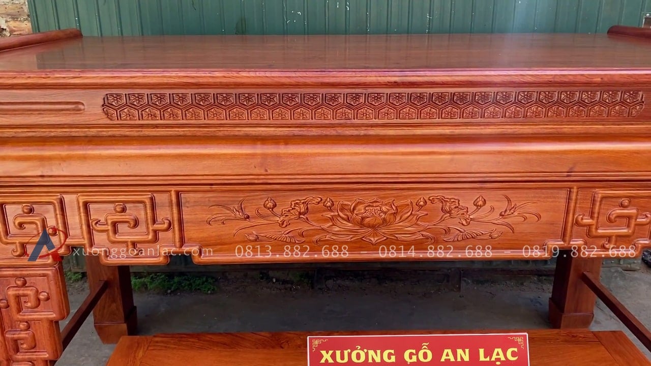 Bộ án gian mẫu Triện Sen 2m17 gỗ hương đá giao Ninh Hiệp 27 mặt tiền của mẫu án gian triện sen