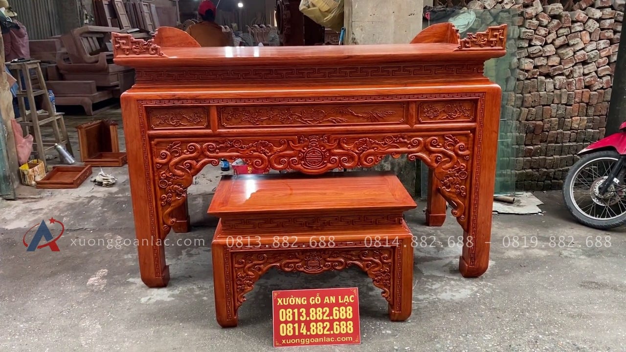 Bộ án gian thờ Như ý kèm bàn cơm 1m97 gỗ hương đá (Sơn La) 18 bộ án gian như ý kèm bàn cơm gỗ hương