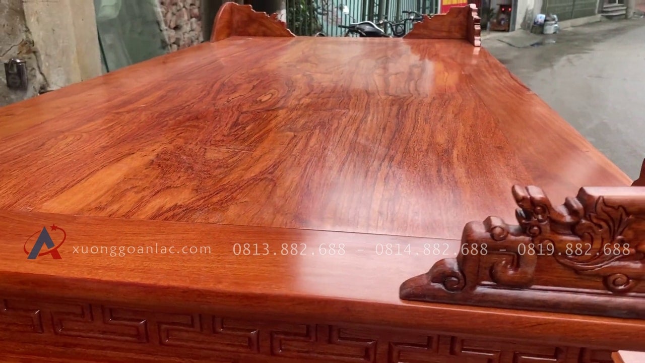 Bộ án gian thờ Như ý kèm bàn cơm 1m97 gỗ hương đá (Sơn La) 19 mặt án gian khuôn tránh liền 1 lá