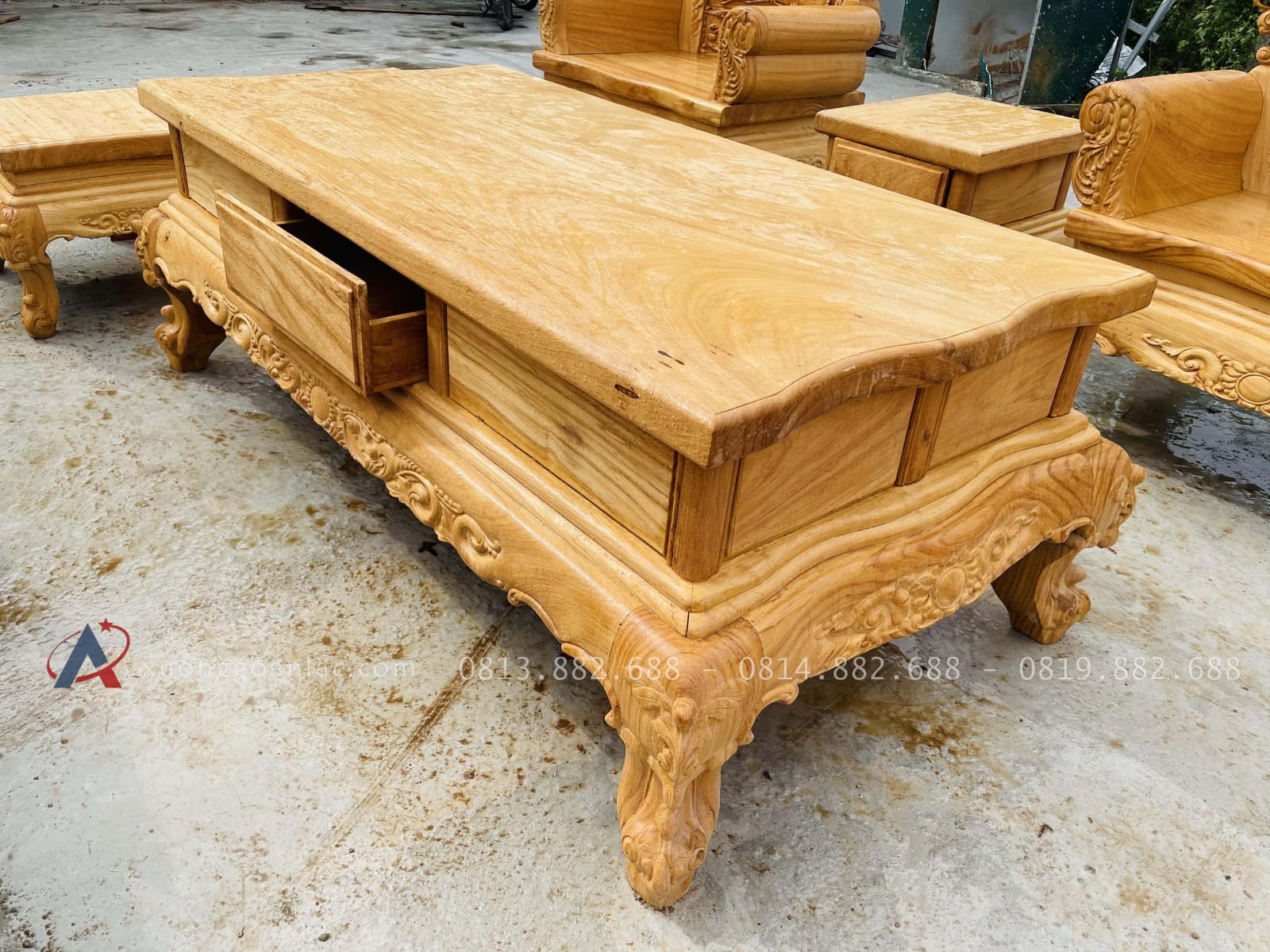 Bộ bàn ghế hoàng gia louis 10 món gỗ gõ đỏ ( Chú Quyền, Bình Định) 32 bàn trà louis hoàng gia