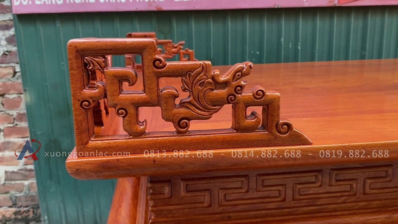 Cặp án gian thờ gỗ hương đá cao cấp 25 chặt góc đục thủng họa tiết