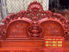 Giường hoa hồng 1m8 x 2m gỗ Hương Đá 11 Đầu giường thiết kế cầu kỳ họa tiết hoa hồng lá tây
