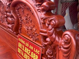Giường hoa hồng 1m8 x 2m gỗ Hương Đá 12 chương đầu giường dày 12p