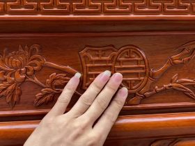 Combo án gian thờ và kệ tivi gỗ gõ đỏ cao cấp (Củ Chi - HCM) 22 ô quây đục tranh tứ quý