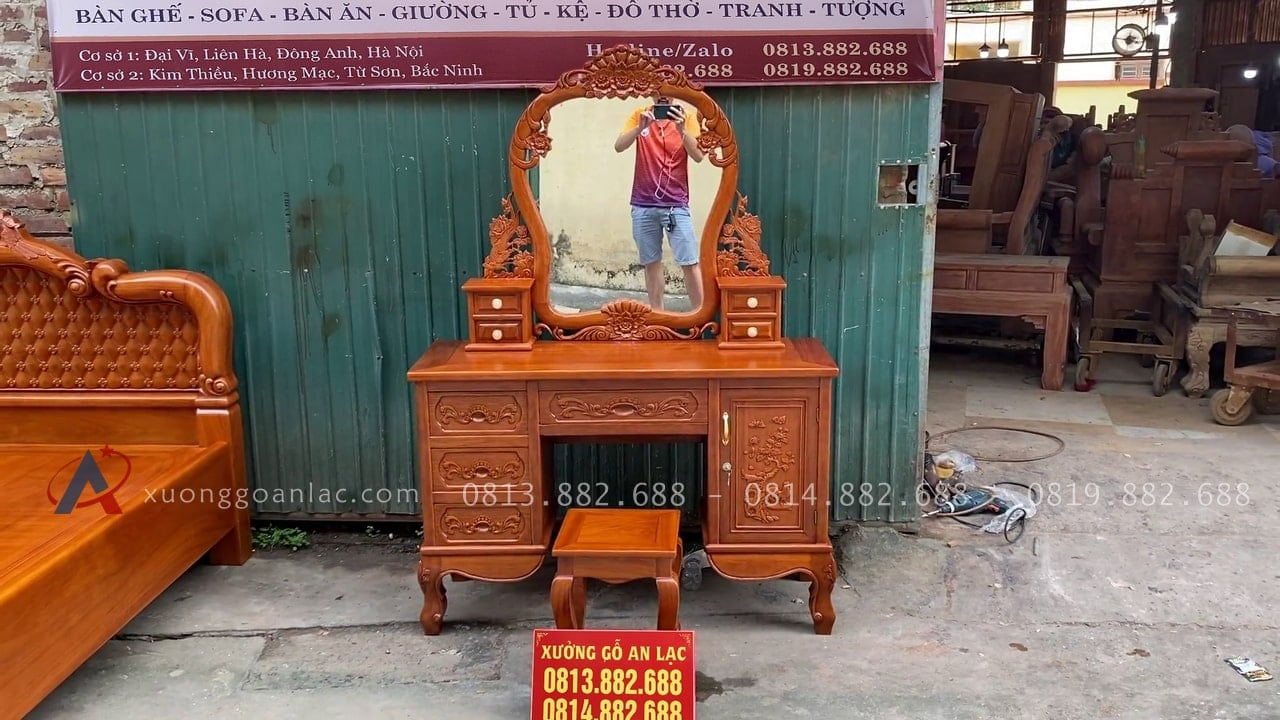 Combo giường ngủ chim trĩ + bàn phấn mẫu hoa hồng chất liệu gỗ gõ đỏ 34 mẫu bàn phấn hoa hồng