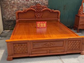 Combo giường ngủ chim trĩ + bàn phấn mẫu hoa hồng chất liệu gỗ gõ đỏ 14 mẫu giường ngủ mang phong cách louis hoàng gia