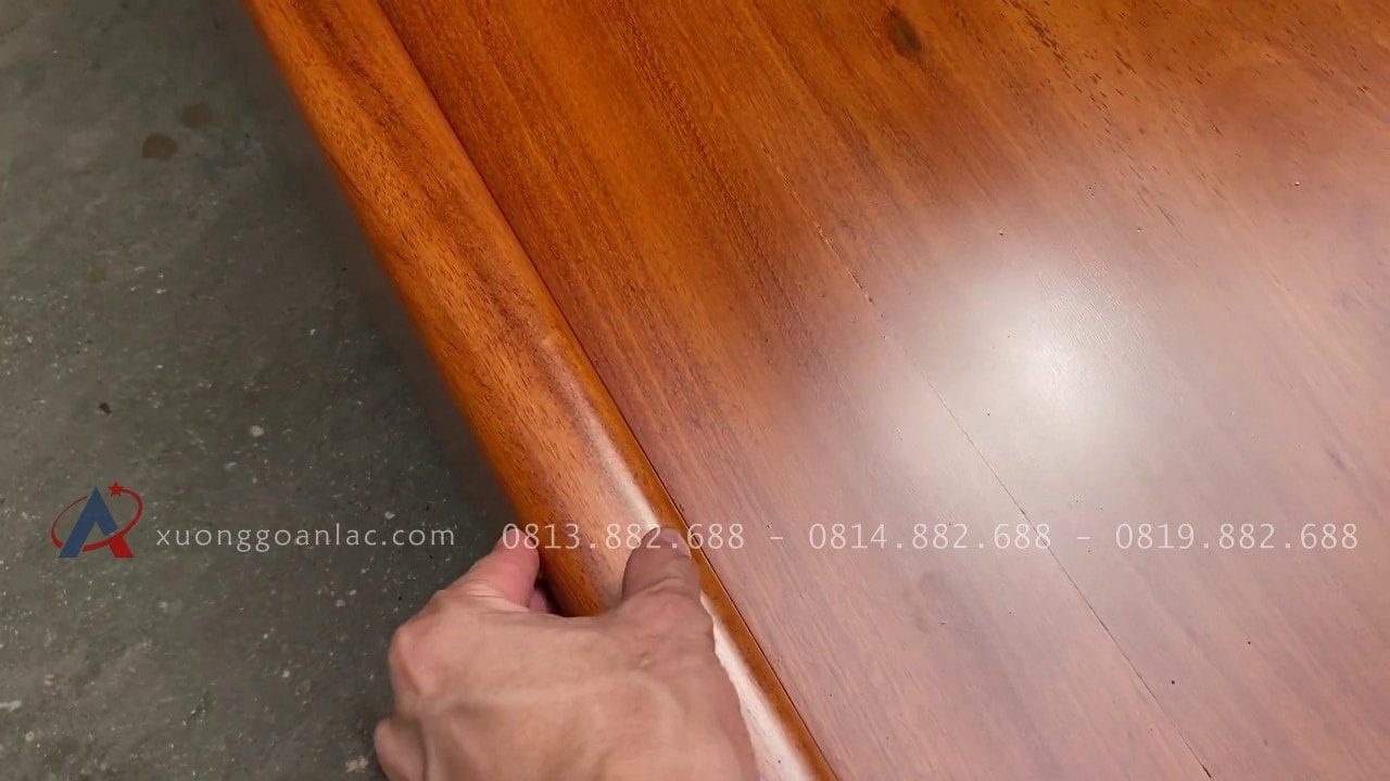Combo giường ngủ chim trĩ + bàn phấn mẫu hoa hồng chất liệu gỗ gõ đỏ 30 vai giường 5cm