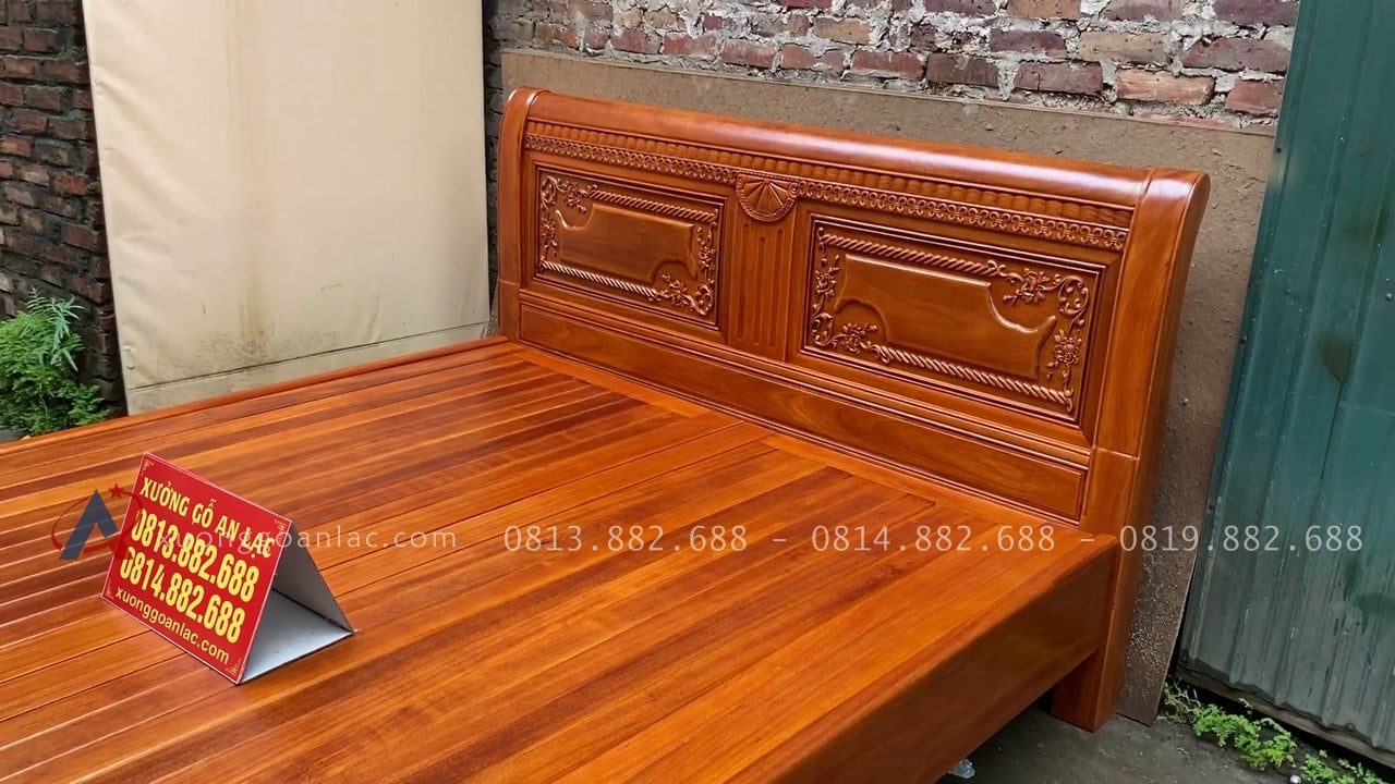 Combo giường ngủ mẫu chữ X gỗ gõ đỏ và án gian thờ mẫu như ý gỗ hương đá 33 vai giường dày 5cm