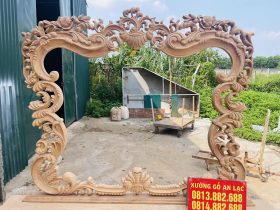 Cận cảnh hàng mộc bàn trang điểm hoàng gia cao cấp (Chị Thương, Ninh Bình) 18 khung gương tạo hình hoa lá tây
