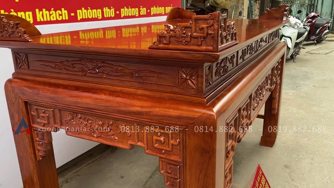 Mẫu ban thờ 2m17 gỗ hương đá giao Quảng Ninh 25 mặt hồi của án gian