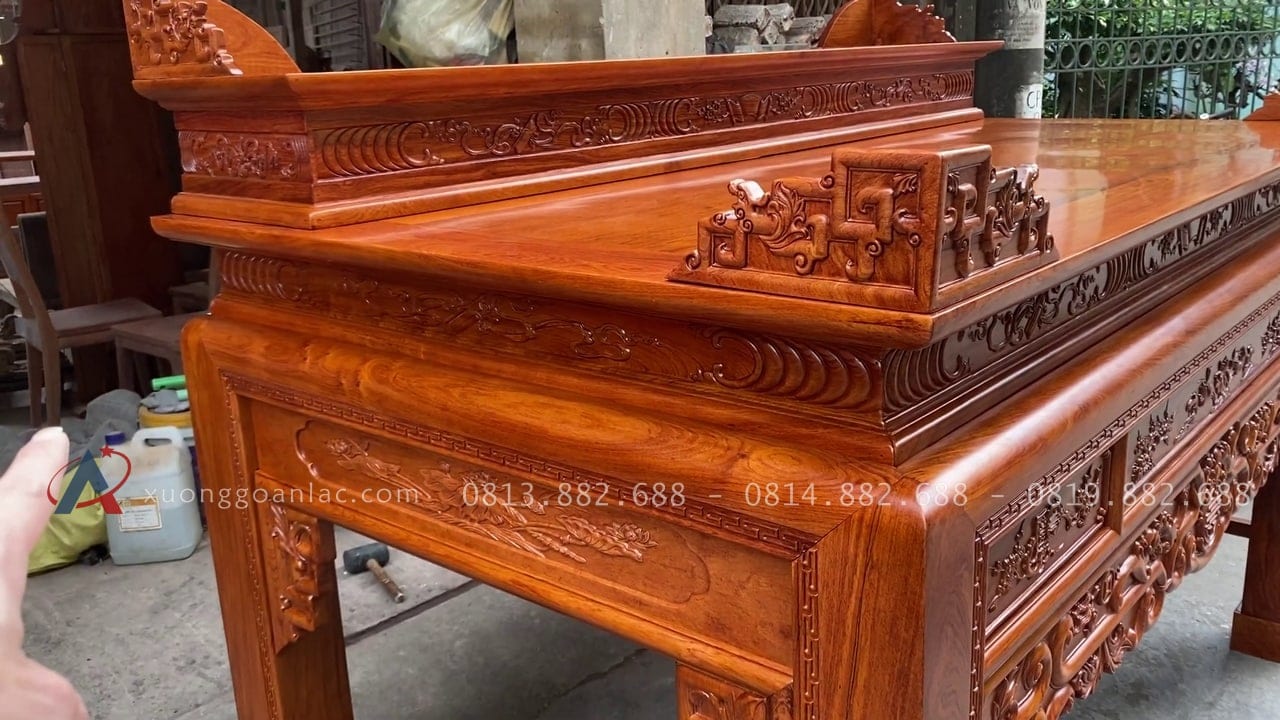 Án gian thờ nhị cấp hàng đặt 2m17 gỗ Hương Đá chân 14 giao Thái Nguyên 22 hồi án gian đục tỉa hoa sen