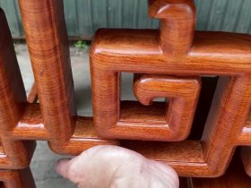 Mẫu án gian thờ Triện Sen 1m97 (Long Biên - Hà Nội) 14 cận cảnh phần dạ dày 4p đục triện