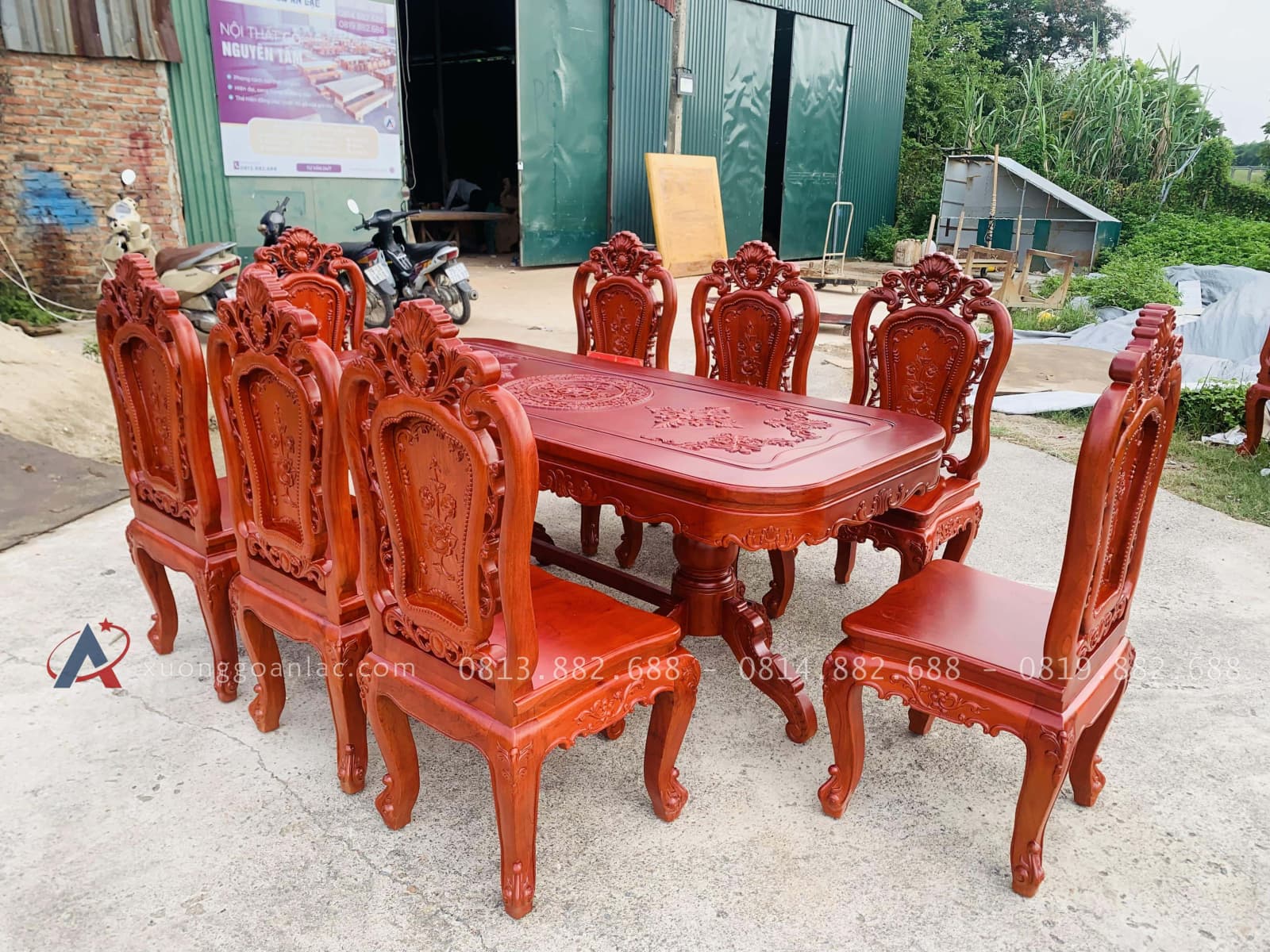 Bộ bàn ăn chữ nhật bo góc 8 ghế hồng hạt gỗ hương đá (Anh Minh, Bắc Ninh) 32 mẫu bàn ghế louis hoàng gia sang trọng