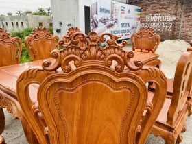Bộ bàn ăn hoàng gia 8 ghế louis gỗ gõ (Anh Long, Đà Nẵng) 20 Chương ghế đục hoa lá tây