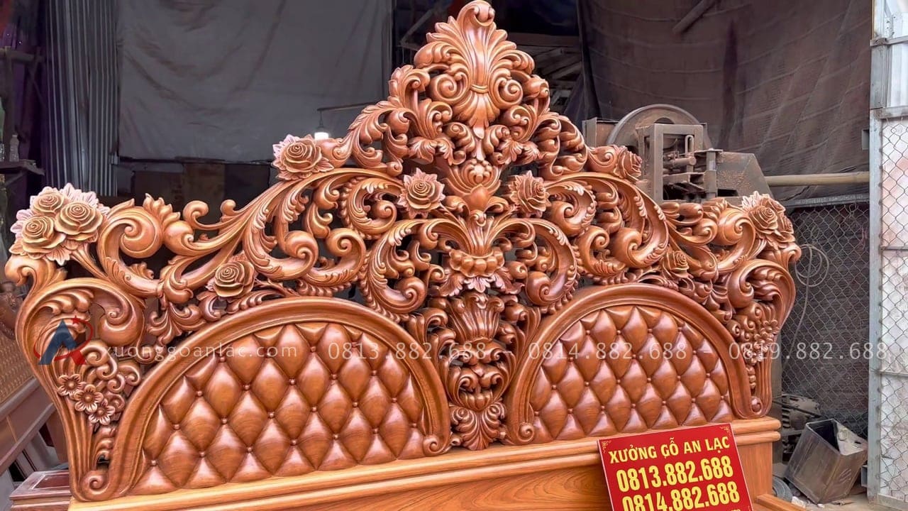 Giường hoàng gia nguyên khối gỗ gõ đỏ 3 đầu giường cao 2m15