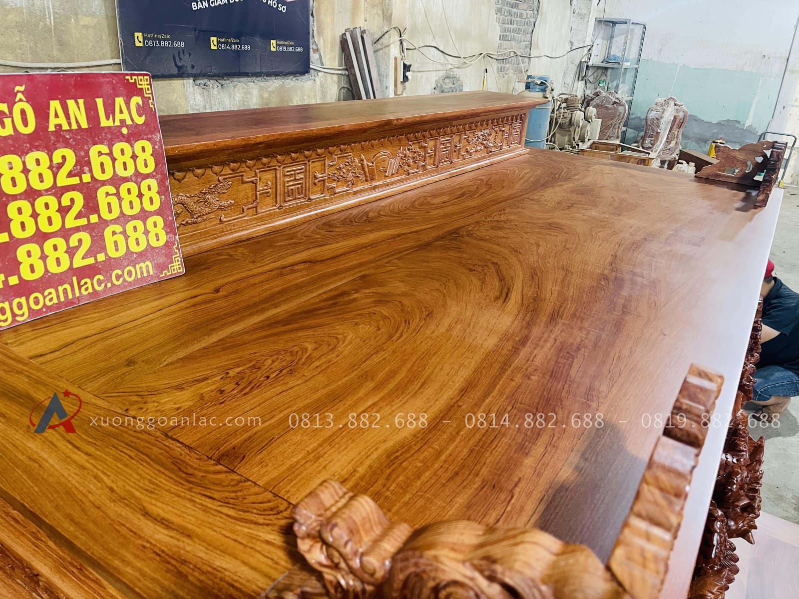 Mẫu sập thờ tứ linh nhị cấp gỗ hương đá giao Gia Lâm 34 mặt án gian khung tranh nhị cấp