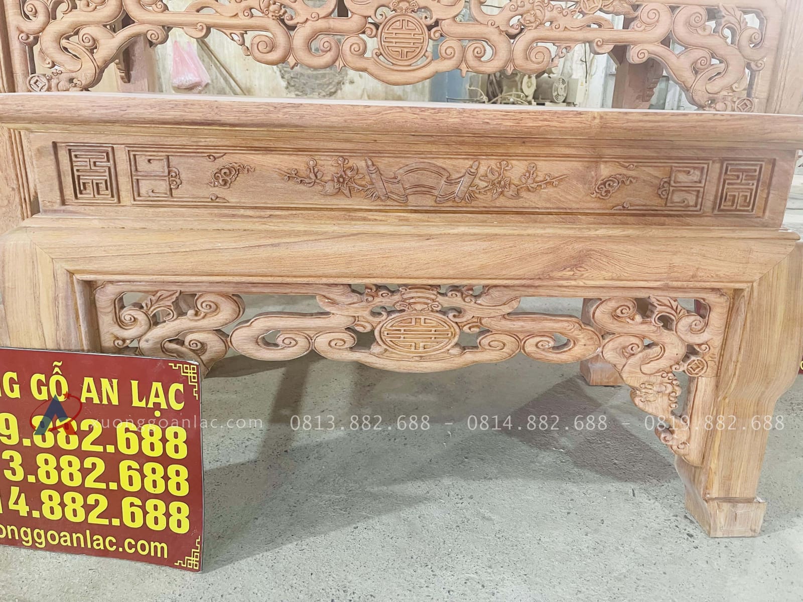 Mộc án gian Dơi Ngũ Phúc 1m97 gỗ hương đá cao cấp chân 12 (Chú Chiến, Bình Thuận) 40 bàn cơm chạm dơi chữ thọ