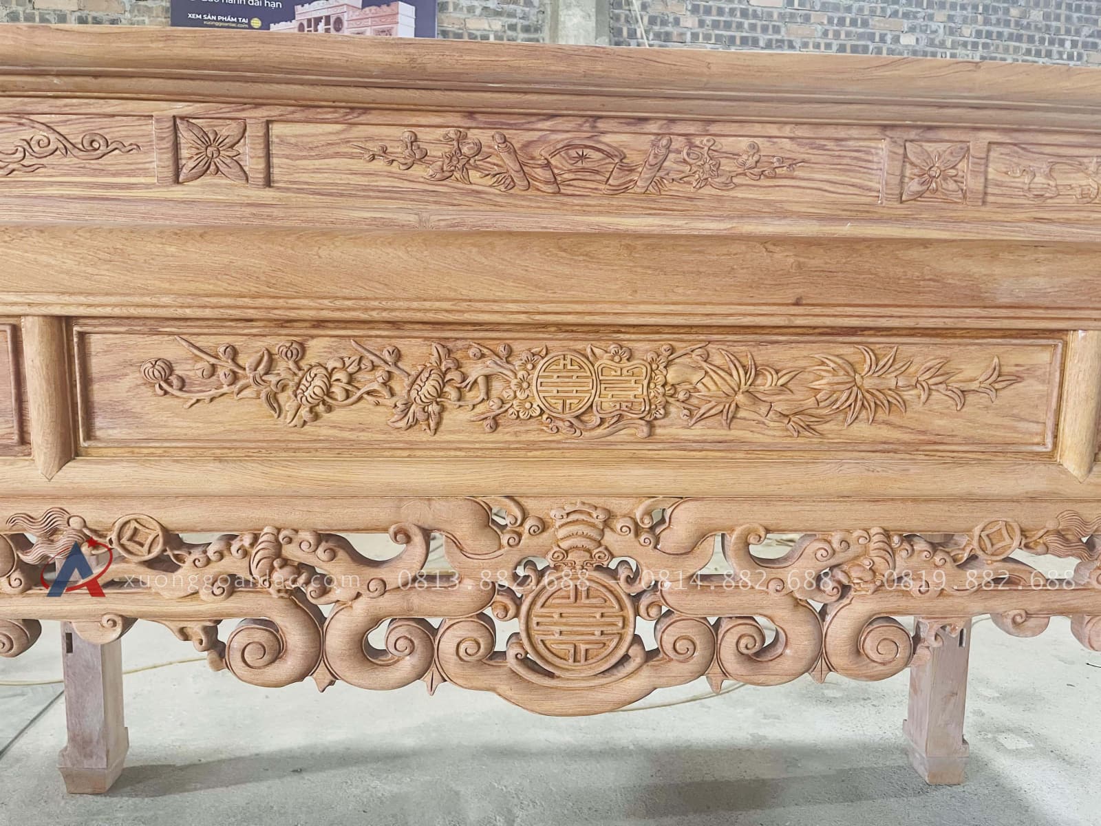 Mộc án gian Dơi Ngũ Phúc 1m97 gỗ hương đá cao cấp chân 12 (Chú Chiến, Bình Thuận) 32 trung tâm yếm tiền đục dơi chữ thọ