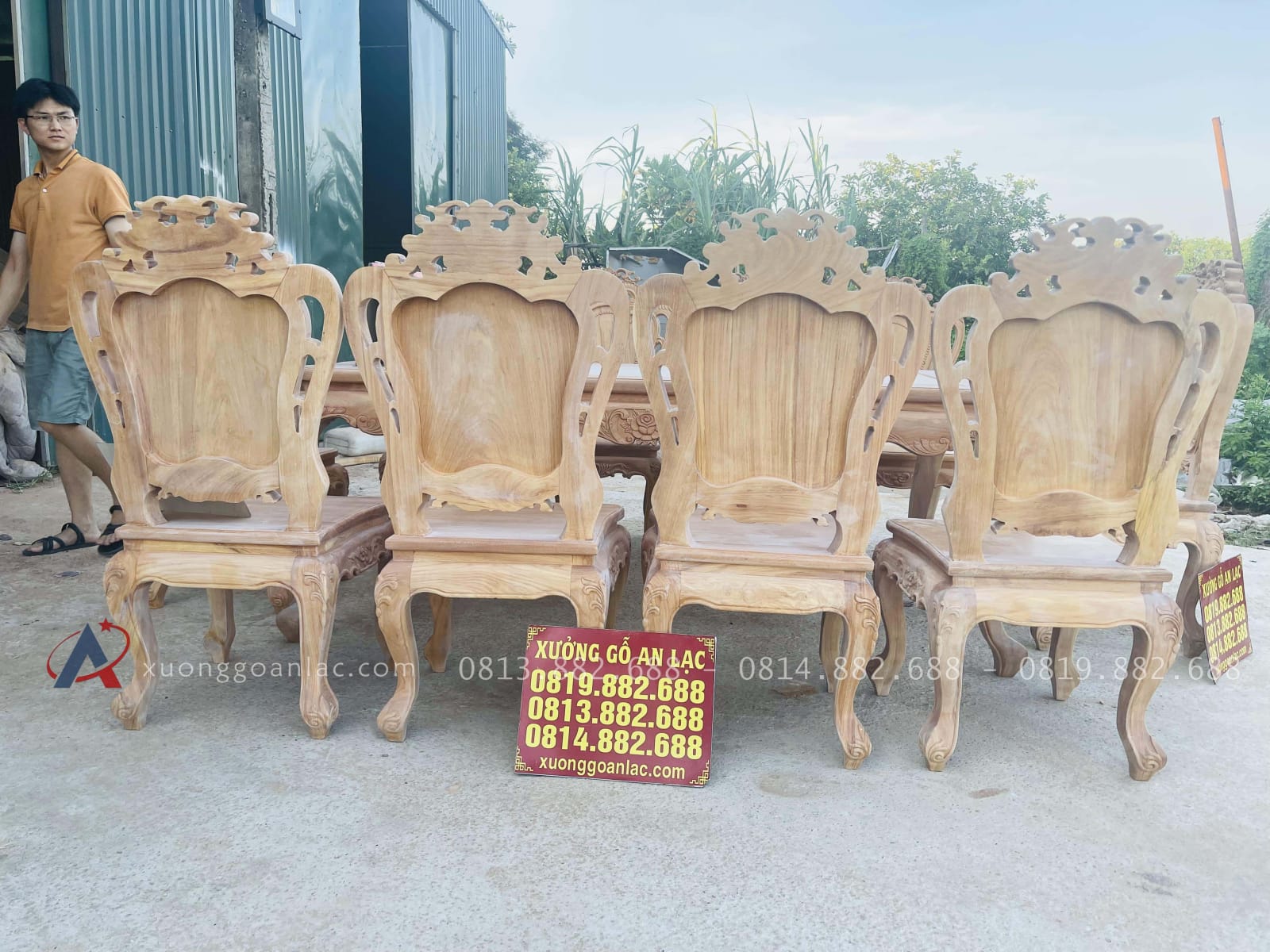 Mộc bàn ăn hoàng gia kết hợp 10 ghế louis gỗ gõ đỏ hàng vip (Anh Khôi, Vũng Tàu) 41 mặt sau của bộ bàn ghế