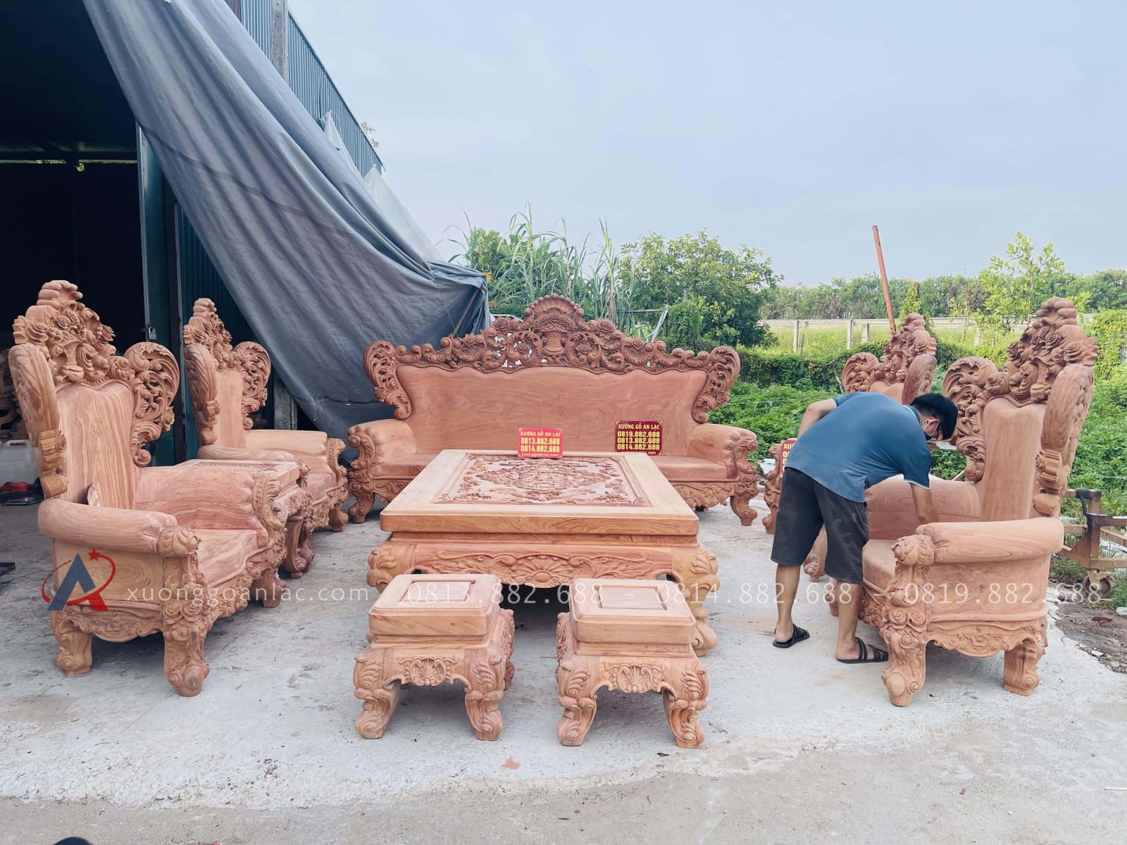 Mộc bộ bàn ghế hoàng gia vách tảng 10 món gỗ hương đá (Anh Quyết, Hà Tĩnh) 36 mộc bộ bàn ghế hoàng gia vách tảng 10 món gỗ hương đá