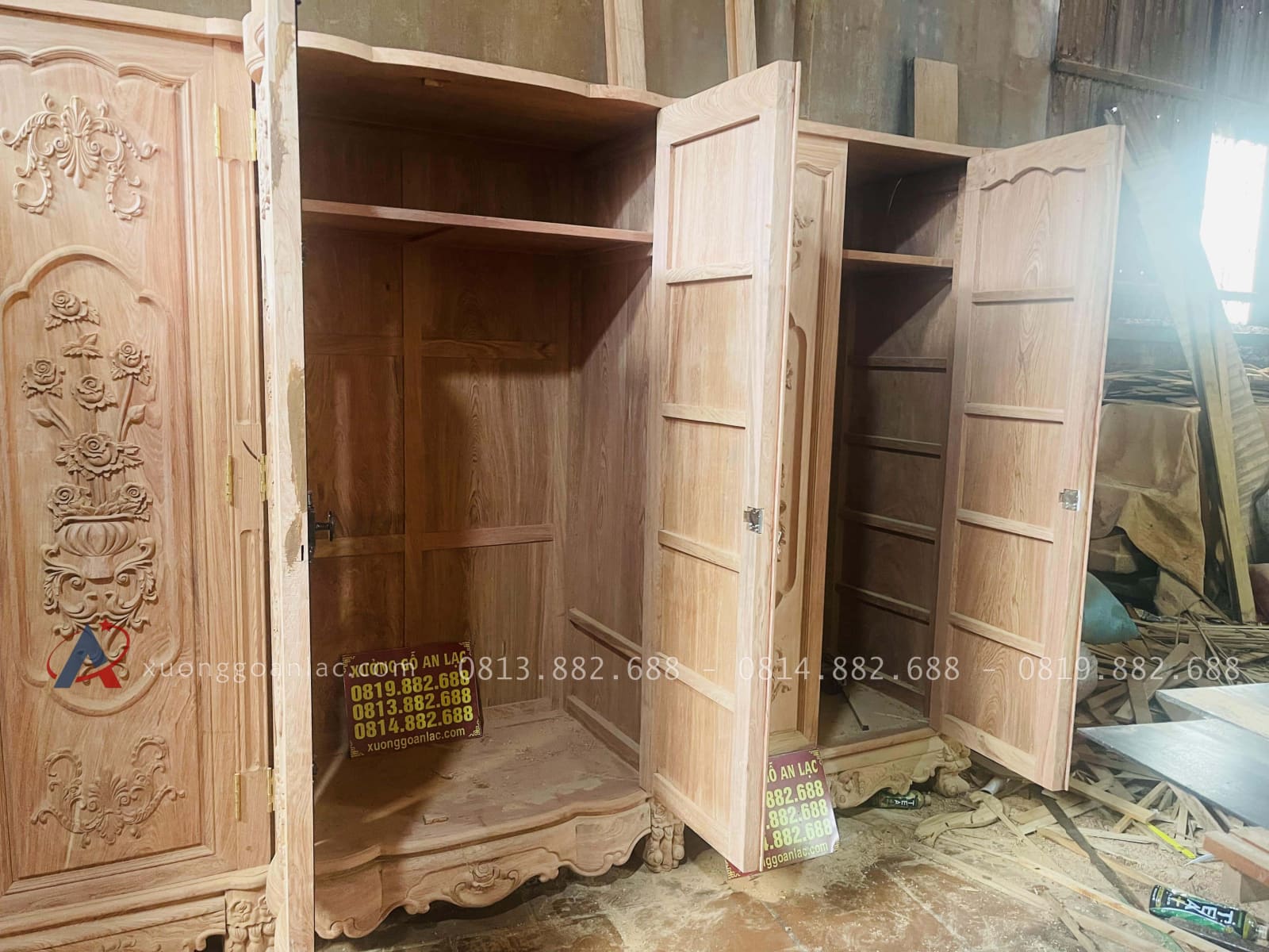 Mộc tủ quần áo hoàng gia gỗ hương đá 34 buồng tủ lớn rộng rãi