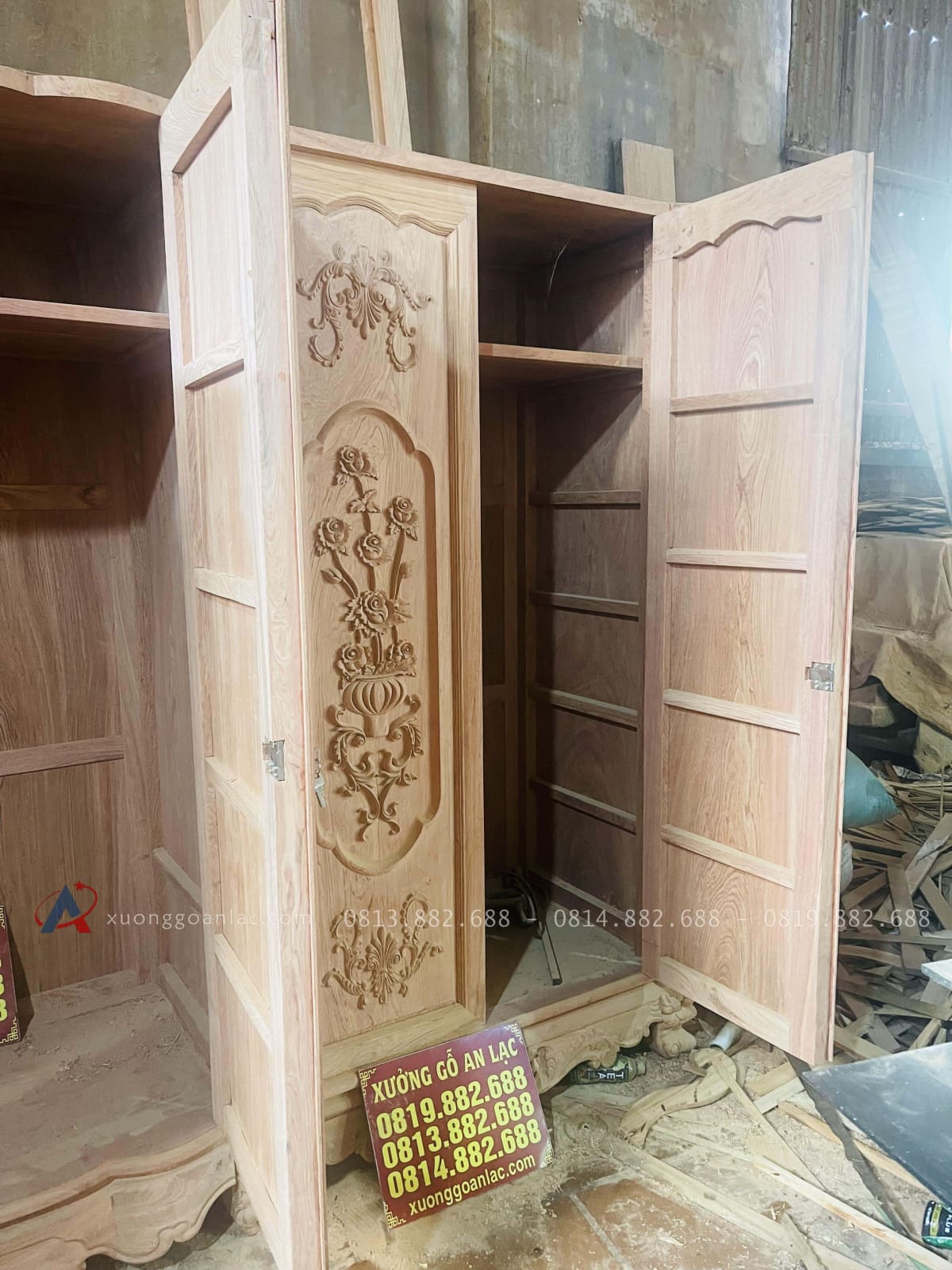 Mộc tủ quần áo hoàng gia gỗ hương đá 36 mẫu tủ gỗ hương hàng cao cấp