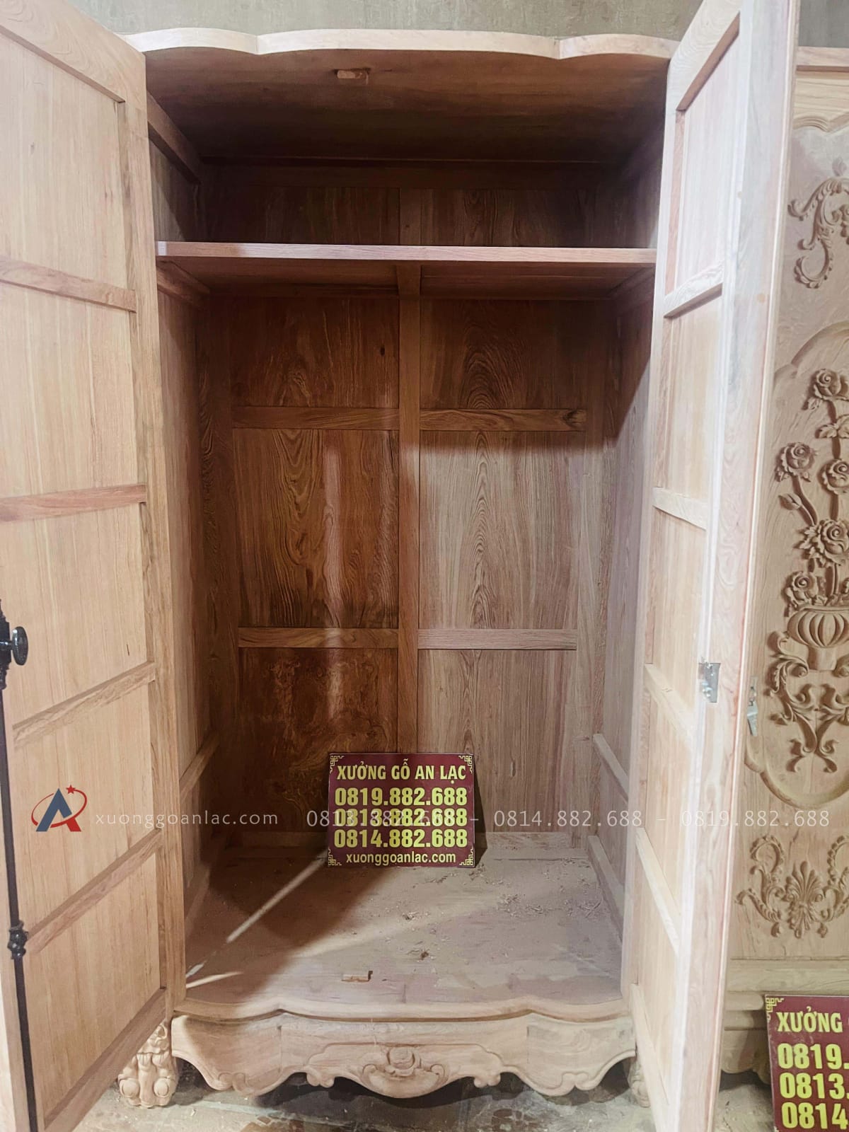 Mộc tủ quần áo hoàng gia gỗ hương đá 37 mẫu tủ quần áo gỗ hương kích thước lớn