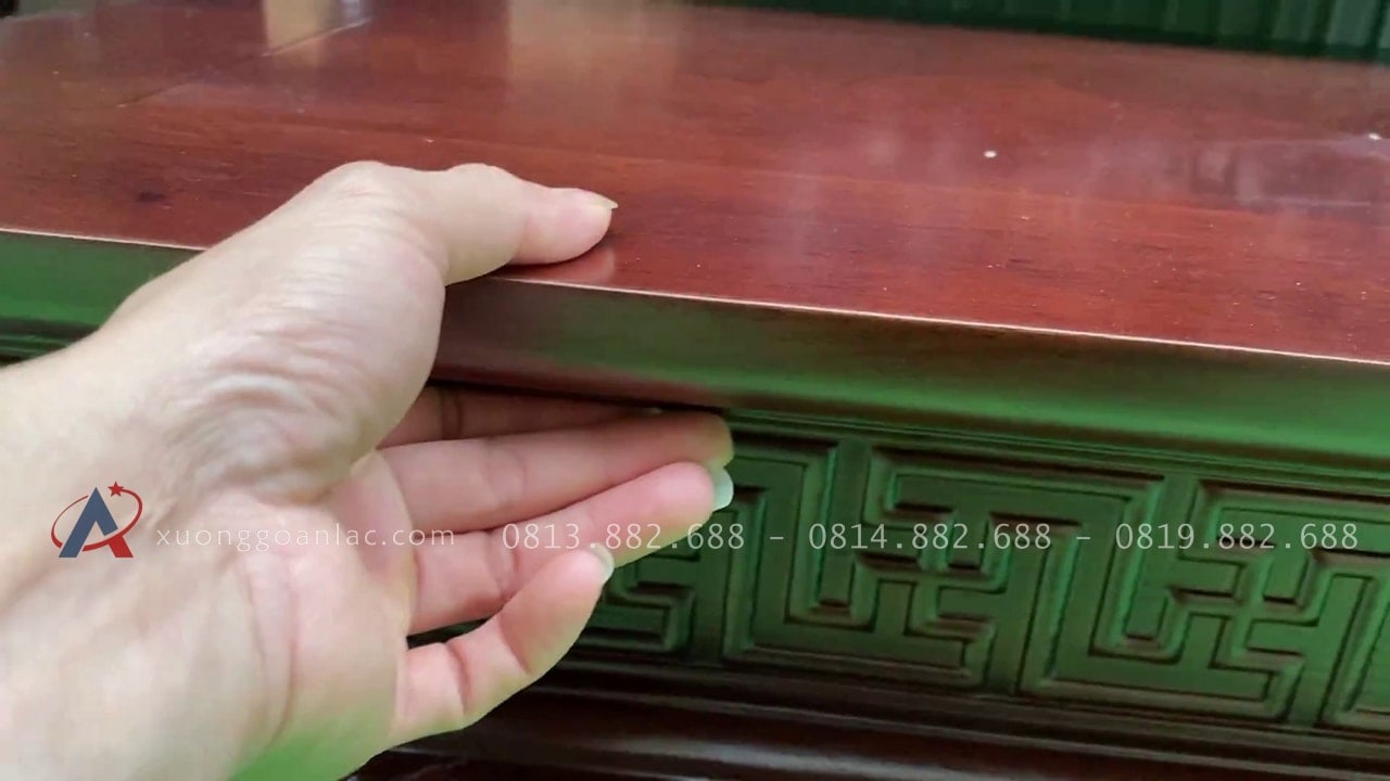 Sập thờ mẫu Tứ Linh nhị cấp 2m17 chất liệu gỗ gụ Lào cao cấp chân 25 4 Thiết kế khuôn tranh dày 5cm