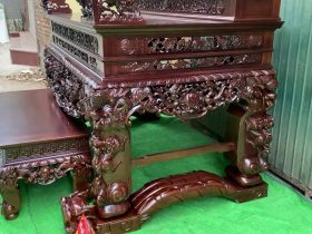 Sập thờ mẫu Tứ Linh nhị cấp 2m17 chất liệu gỗ gụ Lào cao cấp chân 25 18 chân sập 25p đục nghê