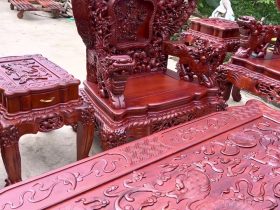 tay ghế nguyên khối đục nghê