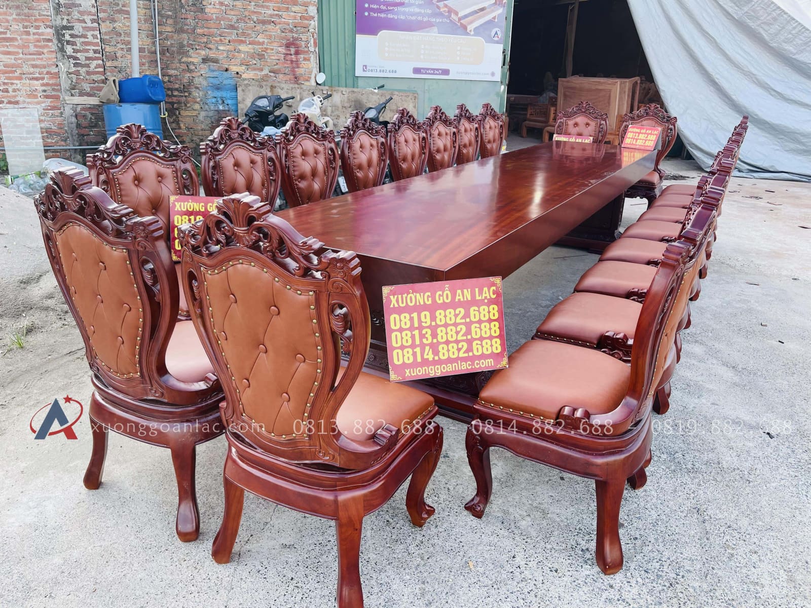 Siêu phẩm bàn ăn nguyên khối 20 ghế louis bọc đệm gỗ gõ đỏ (Anh Thắng- Bắc Ninh) 25 bộ bàn ăn 20 ghế hoành tráng
