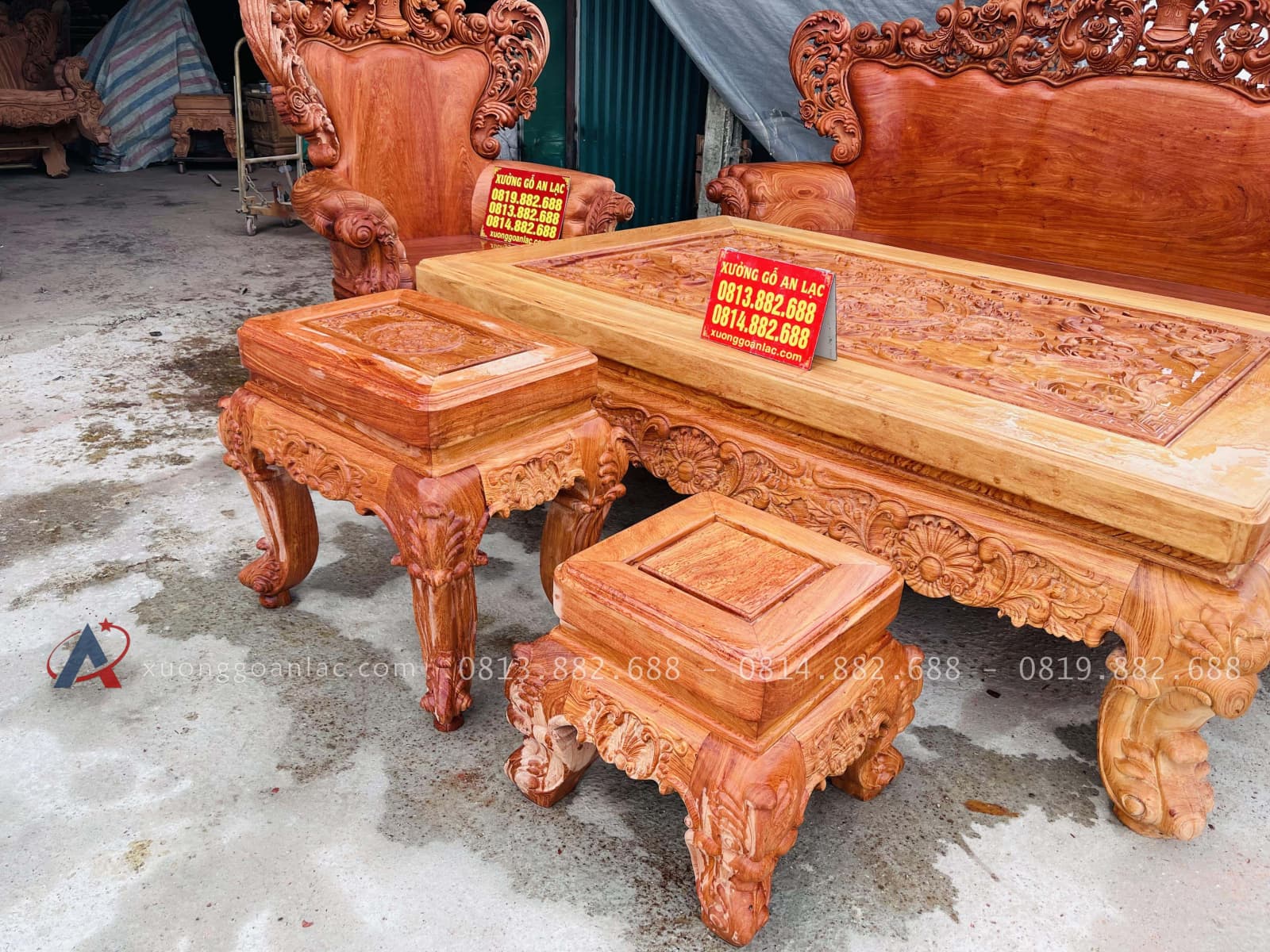 Siêu phẩm bản mộc bàn ghế hoàng gia vách tảng 6 món gỗ hương đá (Anh Thắng,Yên Bái ) 34 hệ chân và yếm bàn cũng được đục tỉa tinh xảo