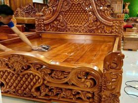 Siêu phẩm giường ngủ hoàng gia gỗ gõ đỏ Vip 7 giường ngủ gỗ gõ đỏ hàng đục tay