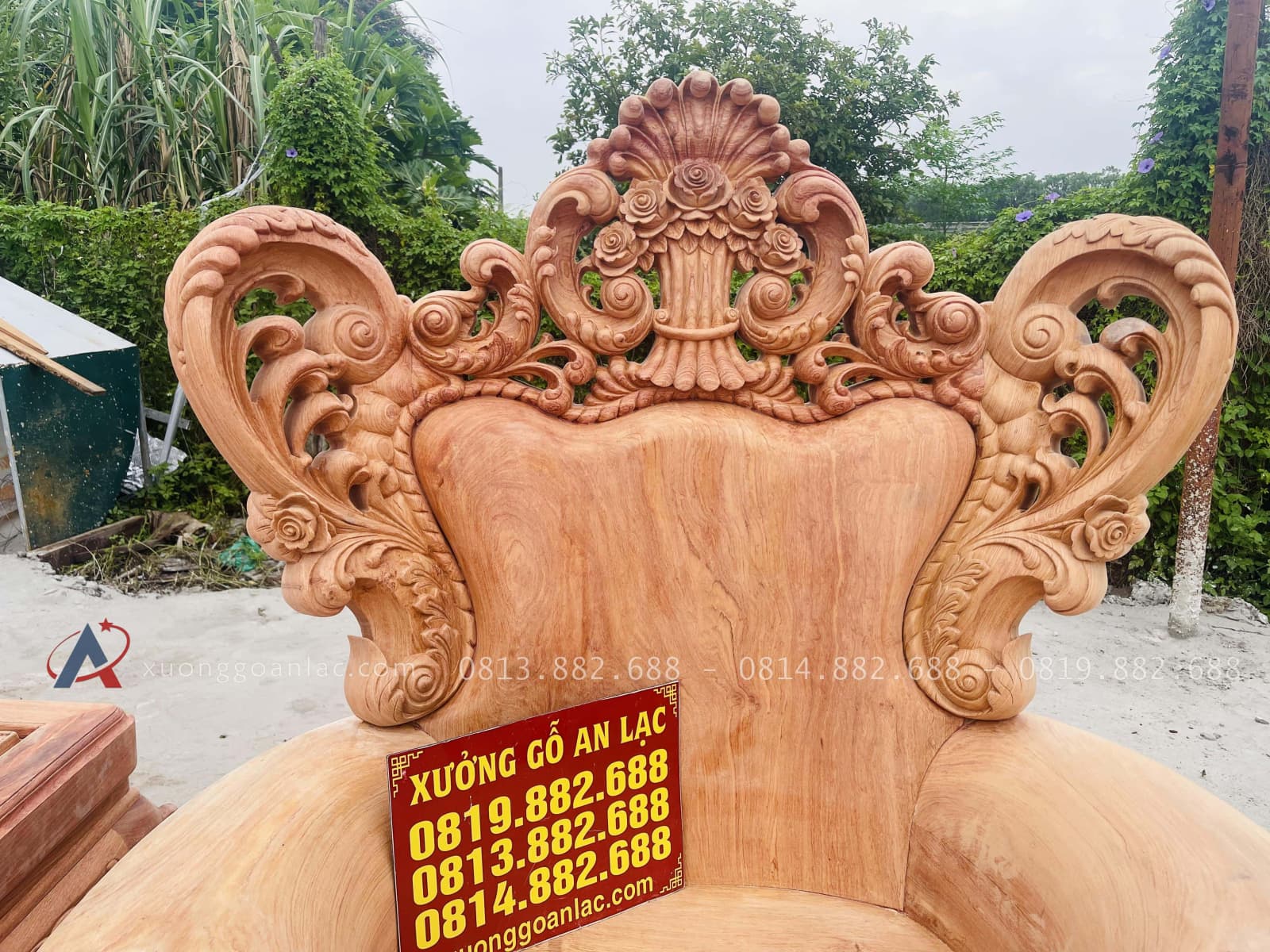 Siêu phẩm hoàng gia nguyên khối louis 10 món gỗ hương đá (Anh Hữu, Đồng Nai) 45 chương ghế đục giỏ hoa hồng lá tây
