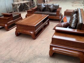 mẫu sofa gỗ gõ đỏ