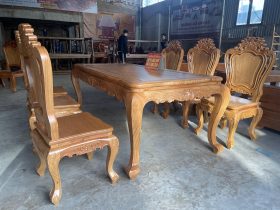 mẫu bàn ăn hoàng gia 6 ghế louis hoa lá tây