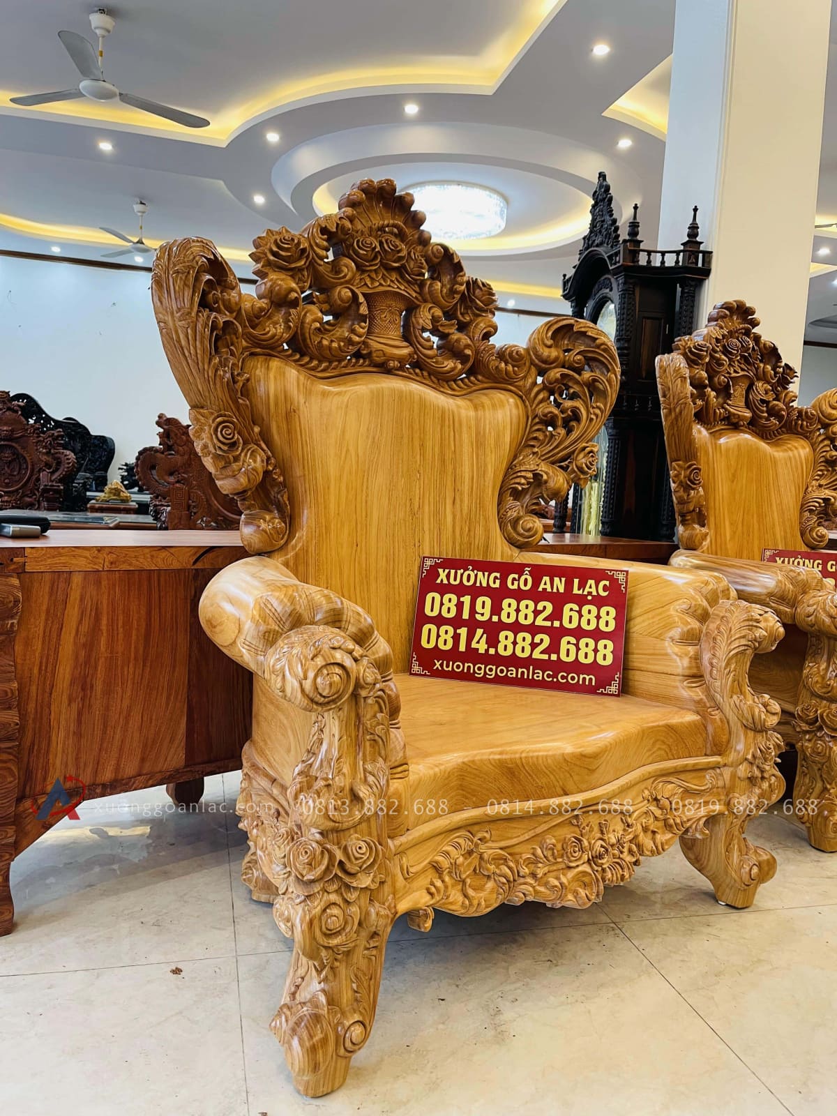 Bộ bàn ghế hoàng gia nguyên khối 10 món gỗ gõ đỏ hàng vip (Anh Đàn - An Giang) 47 ghế đơn louis hoàng gia