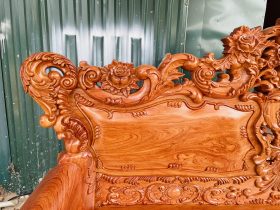 Bộ bàn ghế louis hoàng gia 5 món gỗ hương đá (Anh Phát - Đồng Nai) 18 vai ghế lá tây cuộn xoắn ốc