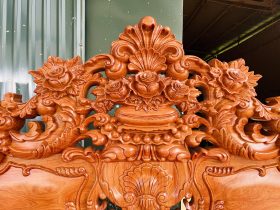 Bộ bàn ghế louis hoàng gia 5 món gỗ hương đá (Anh Phát - Đồng Nai) 19 đỉnh chương hoa hồng lá tây