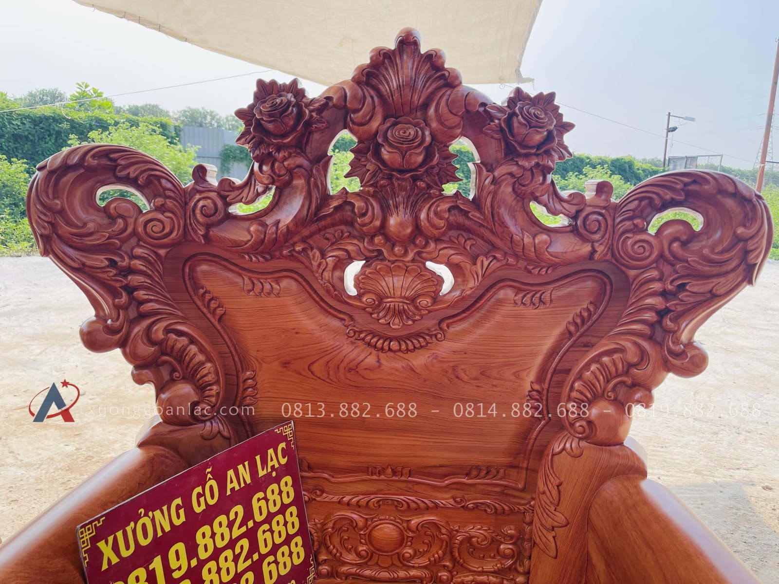 Bộ bàn ghế louis hoàng gia 5 món gỗ hương đá (Anh Phát - Đồng Nai) 35 chương ghế đục hoa hồng lá tây